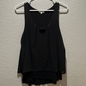 Guess Women’s Top Medium